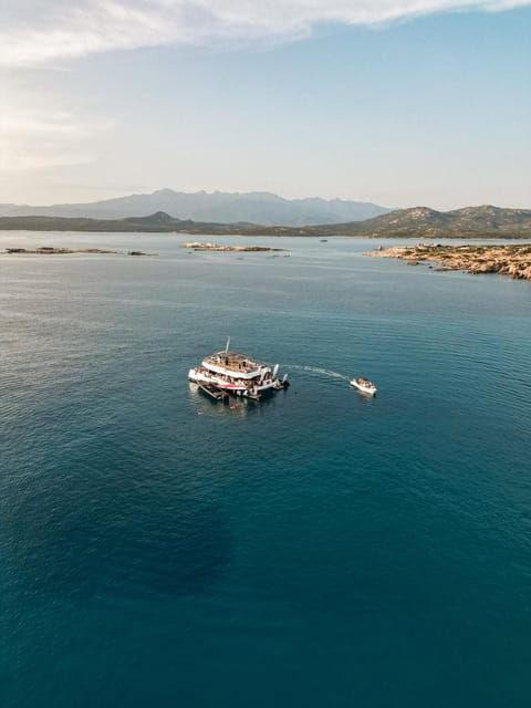 ajaccio-the-sanguinary-islands-all-inclusive-catamaran-cruise