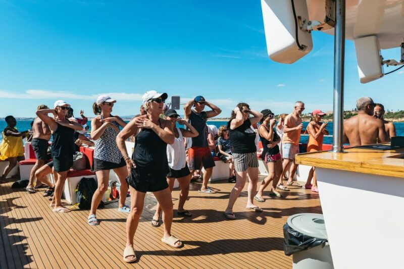 albufeira-sightseeing-cruise-with-beach-bbq-and-open-bar