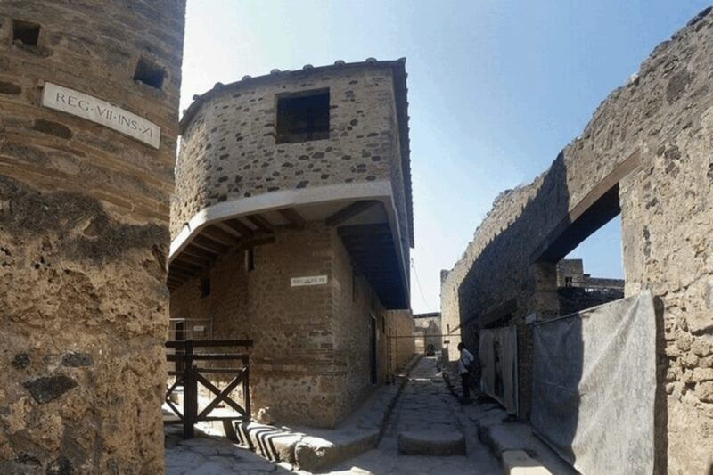 amalfi-coast-pompeii-guided-tour-with-skip-the-line-entry