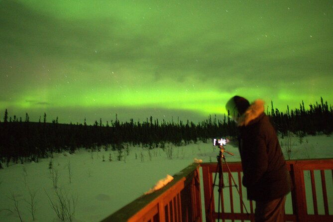 amazing-aurora-chasing-experience-w-portrait-photography