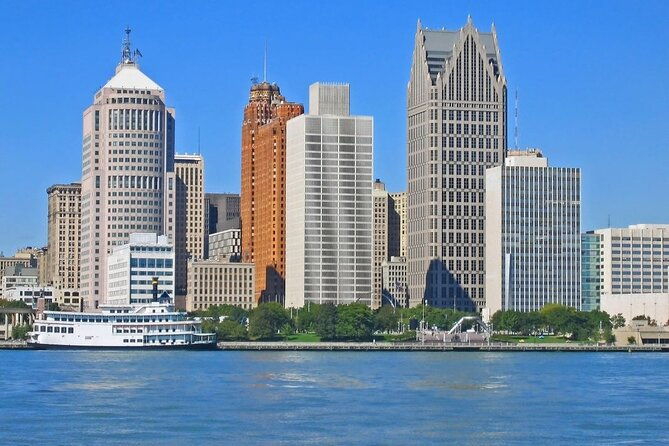 arrival-private-transfer-detroit-airport-dtw-to-detroit-in-luxury-suv