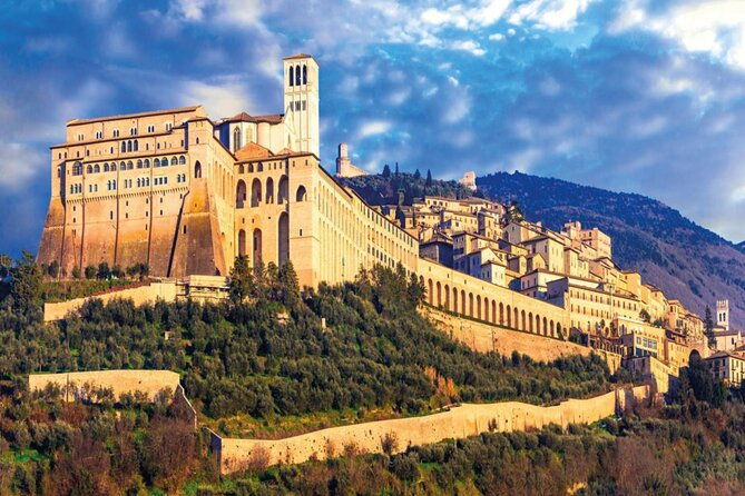 assisi-walking-tour-with-audio-and-written-guide-by-a-local