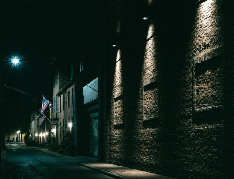 baltimore-boos-and-booze-haunted-pub-crawl