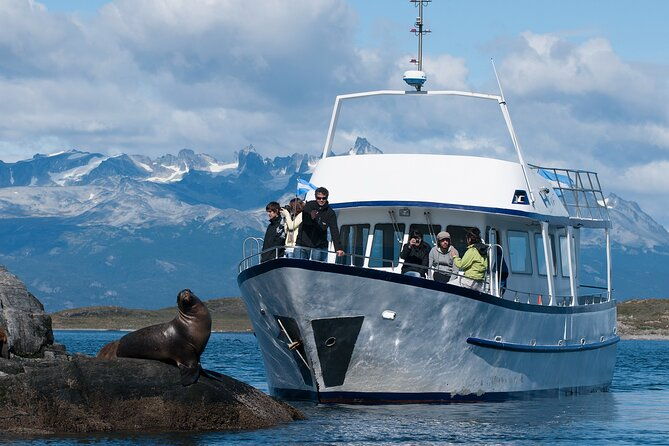 beagle-channel-yacht-sailing-tour-from-ushuaia