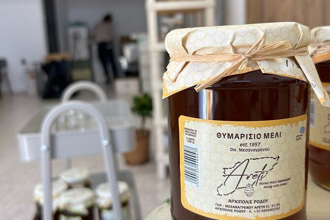 beekeeping-experience-areti-honey