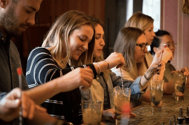 benidorm-1-hour-private-tipsy-cocktail-masterclass