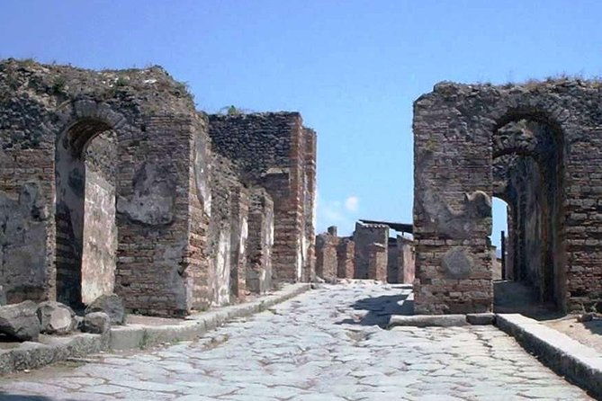 best-of-naples-shore-tour-in-1-day-pompei-amalfi-coast-limoncello-tasting