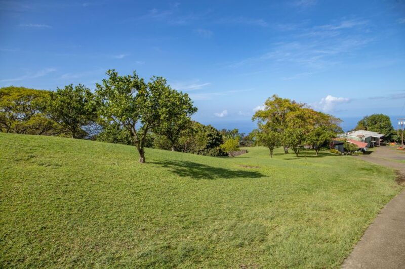 big-island-private-island-circle-tour-with-lunch-and-dinner