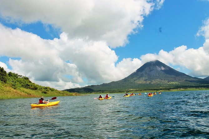 biking-kayaking-around-arenal-volcano
