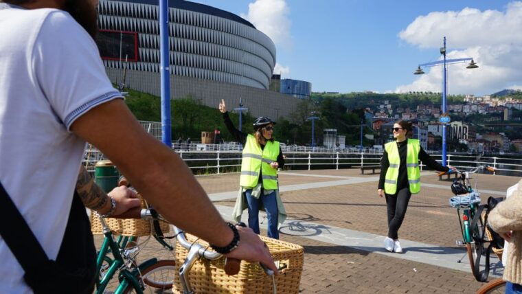 bilbao-city-highlights-guided-bike-tour