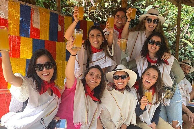 bilingual-coffee-tour-30-minutes-from-medellin-all-inclusive
