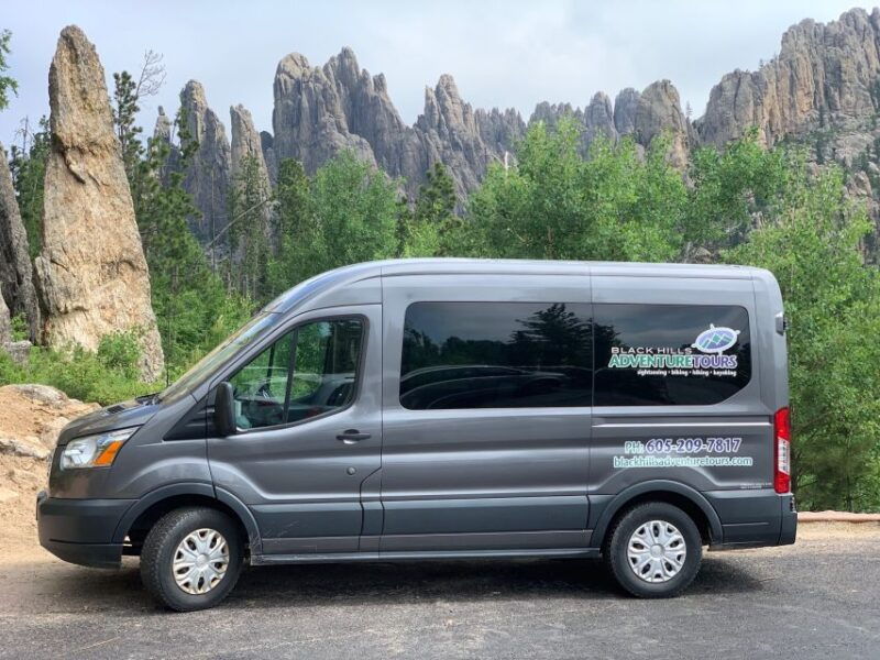 black-hills-private-tour-of-mt-rushmore-flume-trail-hike