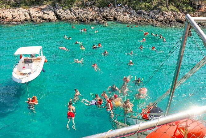 boat-trip-cleopatra-island-from-marmaris-w-lunch-and-soft-drinks