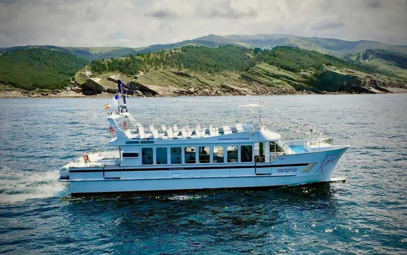 boat-trip-from-donostia-san-sebastian-to-albaola-museum