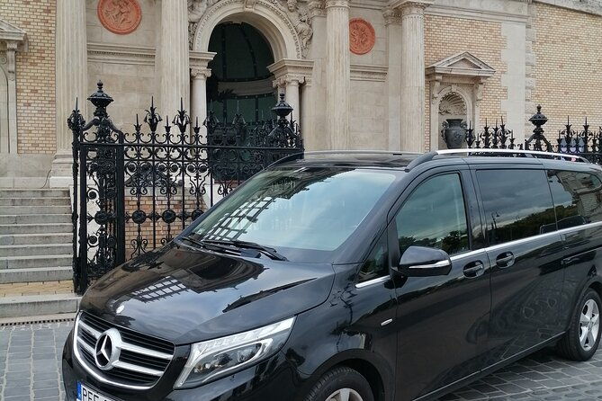 budapest-vienna-private-transfer-with-a-luxury-van