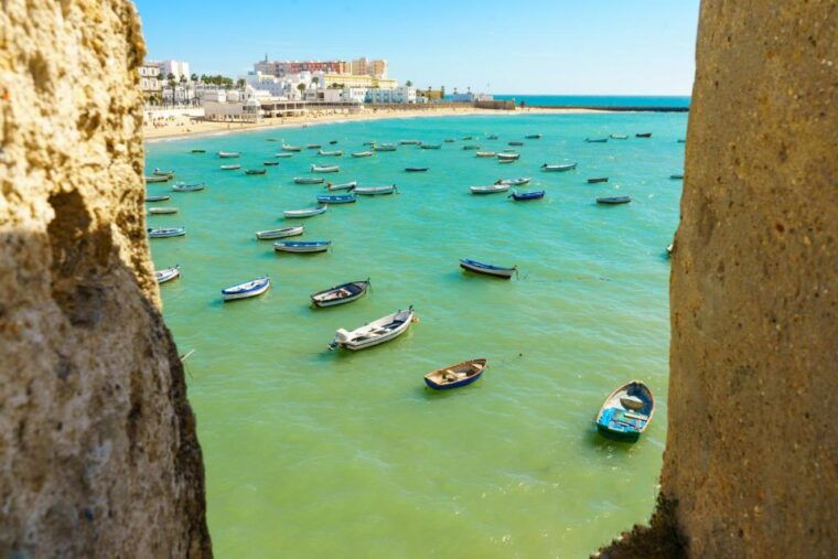 cadiz-in-1-day-walking-tour-with-digital-guide