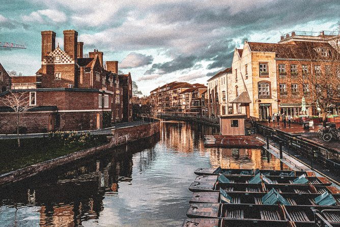 cambridge-riverside-walk-from-queens-college-to-trinity-college