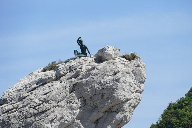 capri-and-blue-grotto-stress-free-day-tour-with-kids-from-sorrento