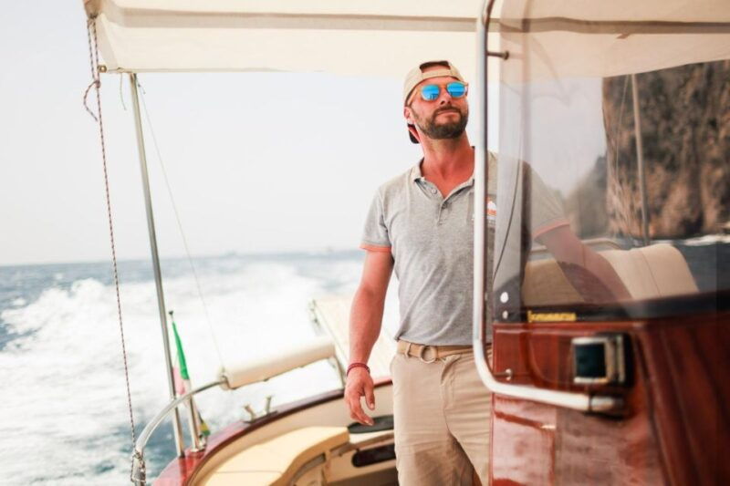 capri-private-boat-tour-with-skipper