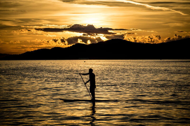 carry-le-rouet-sunset-tour-on-stand-up-paddle-boards