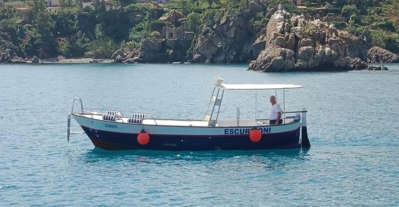 cefalu-boat-ride-with-swimming-and-aperitif
