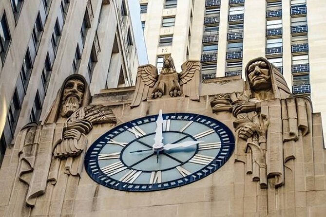 chicago-loop-private-walking-tour-with-a-guide