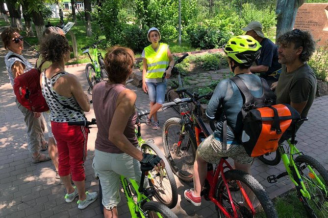 chisinau-half-day-private-tour-by-bike-with-local-guide