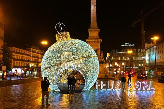 christmas-lights-tour-of-lisbon-in-private-eco-tuk-tuk