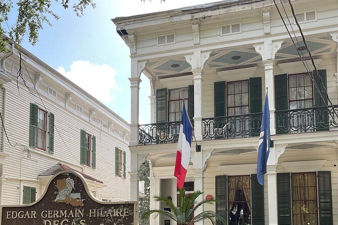 city-tour-in-french-historic-districts
