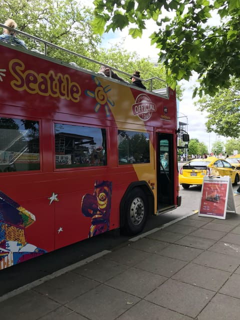 citysightseeing-seattle-hoho-bus-tour-sky-view-observatory