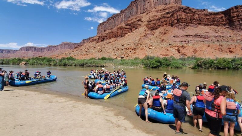 colorado-river-rafting-half-day-morning-at-fisher-towers