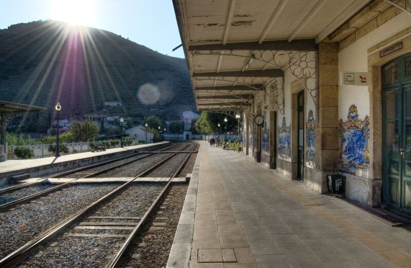 complete-douro-valley-tour-visit-to-3-wineries-lunch