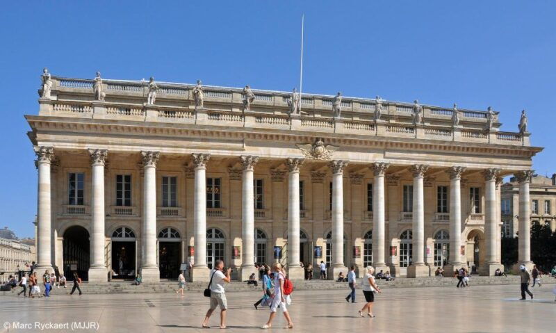 contemporary-architecture-in-bordeaux-city-center
