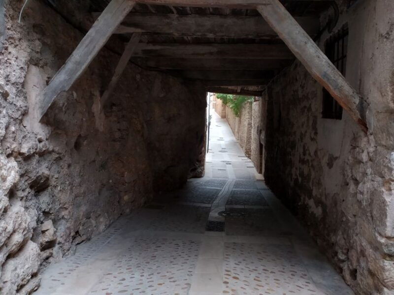 cuenca-nighttime-highlights-walking-tour-in-spanish