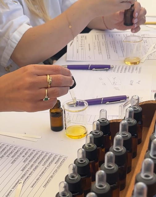 custom-scent-atelier-creating-your-personalized-perfume