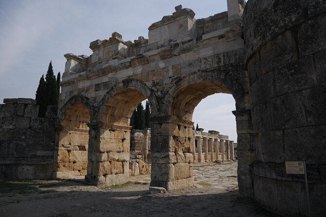 daily-pamukkale-and-kaklik-cave-tour-with-drop-off-at-denizli-airport
