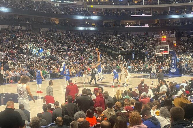 dallas-mavericks-basketball-game-at-american-airlines-center
