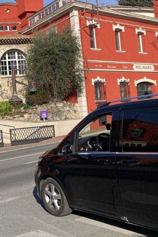 day-tour-perfumery-and-wine