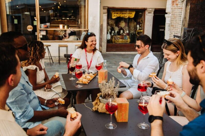 devour-venice-authentic-food-wine-guided-evening-tour