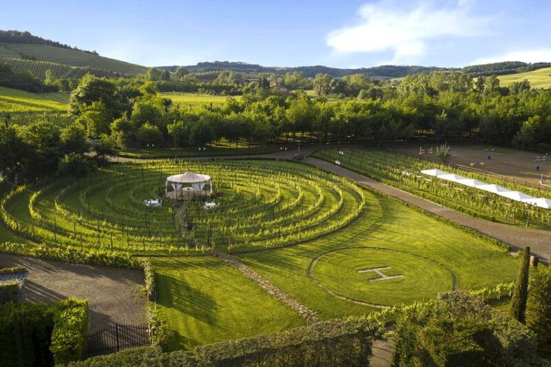 dinner-in-winery-garden-and-wine-tasting-in-san-gimignano