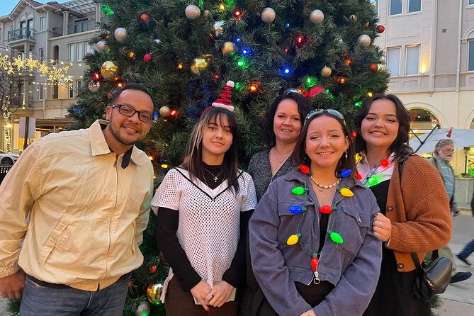 downtown-holiday-lights-food-cocktail-tour