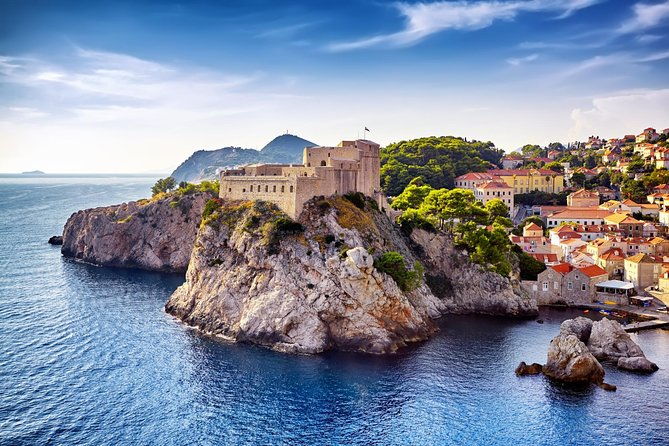 dubrovnik-private-shore-excursion-dubrovnik-old-town-konavle-valley-and-sivi-soko-viewpoint