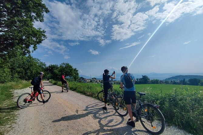 e-bike-and-tour-from-lonato-del-garda-with-wine-tasting