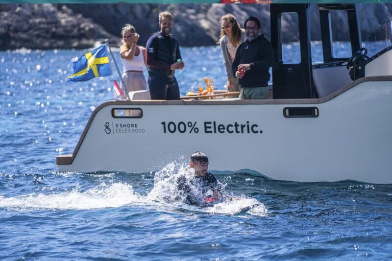 electric-boat-family-tour