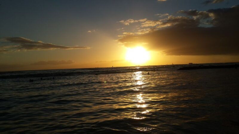 enjoy-private-professional-photo-tour-in-honolulu-island