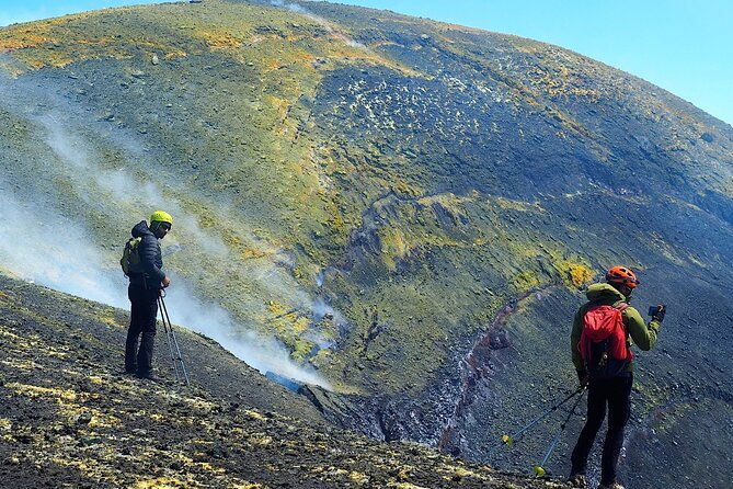 etna-summit-craters-in-4x4-and-trekking
