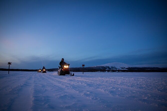 evening-snowmobile-safari-with-campfire-in-saariselka