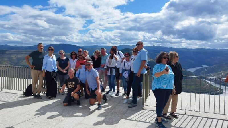 experience-in-pinhao-wine-tasting-lunch-and-rabelo-boat