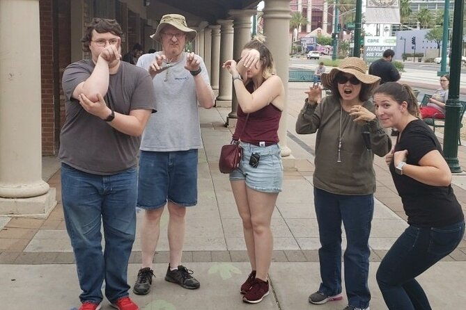 explore-anaheim-with-a-unique-scavenger-hunt-by-wacky-walks