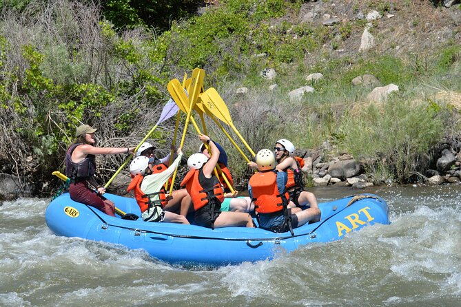 family-friendly-whitewater-rafting-near-denver